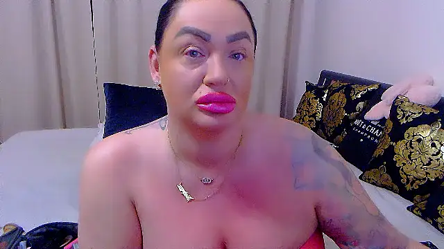 BustyVicky online show from 5, 2, 2026