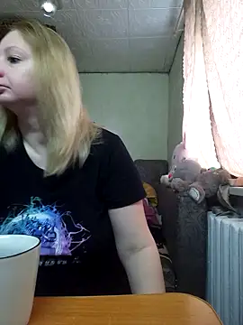 Snapshot of BustyBlond chatting on 19, 4, 2026 BustyBlond online show from 19, 4, 2026
