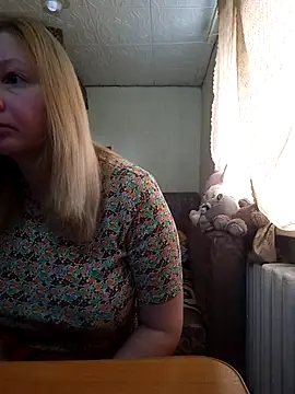 Snapshot of BustyBlond chatting on 25, 4, 2026 BustyBlond online show from 25, 4, 2026