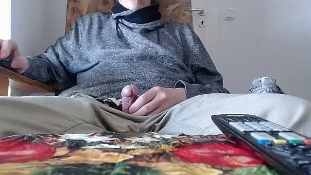 Snapshot of Cordt27 chatting on 28, 4, 2026 Cordt27 online show from 28, 4, 2026