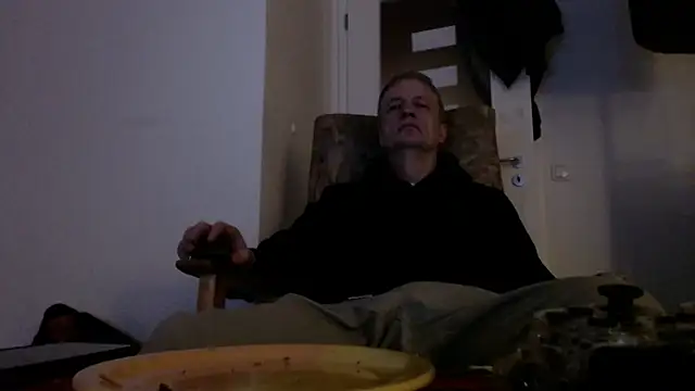 Snapshot of Cordt27 chatting on 6, 5, 2026 Cordt27 online show from 6, 5, 2026