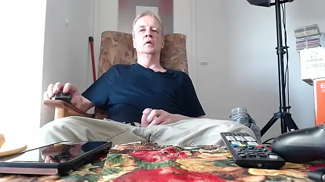 Snapshot of Cordt27 chatting on 24, 5, 2026 Cordt27 online show from 24, 5, 2026