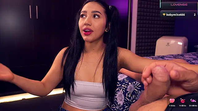 bull vixen2001 online show from 14, 11, 2025