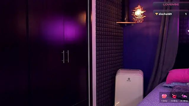 bull vixen2001 online show from 15, 2, 2026