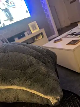 Snapshot of Furdale chatting on 29, 12, 2024 Furdale online show from 29, 12, 2024