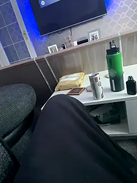 Snapshot of Furdale chatting on 11, 9, 2025 Furdale online show from 11, 9, 2025