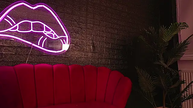 ScarlettQuate online show from 18, 3, 2025