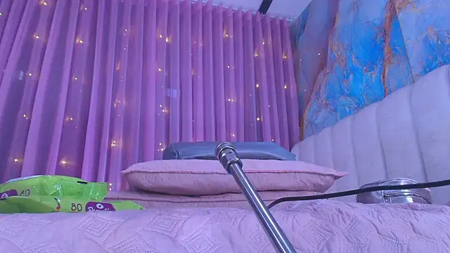 britanyy  online show from 28, 2, 2026