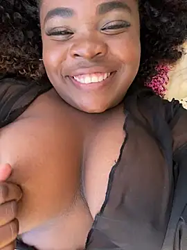 Snapshot of YeminaLeman chatting on 16, 1, 2025 YeminaLeman online show from 16, 1, 2025