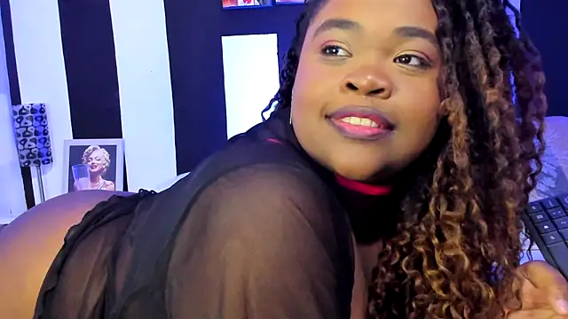 Snapshot of YeminaLeman chatting on 15, 3, 2025 YeminaLeman online show from 15, 3, 2025