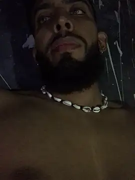 Snapshot of Alessandro__Rossi chatting on 25, 2, 2025 Alessandro Rossi online show from 25, 2, 2025