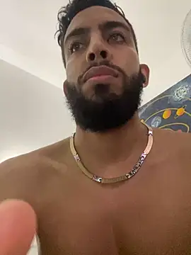 Snapshot of Alessandro__Rossi chatting on 12, 9, 2025 Alessandro Rossi online show from 12, 9, 2025