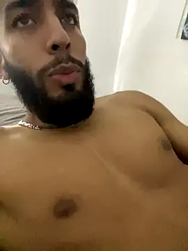 Snapshot of Alessandro__Rossi chatting on 3, 10, 2025 Alessandro Rossi online show from 3, 10, 2025