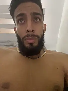 Snapshot of Alessandro__Rossi chatting on 7, 10, 2025 Alessandro Rossi online show from 7, 10, 2025