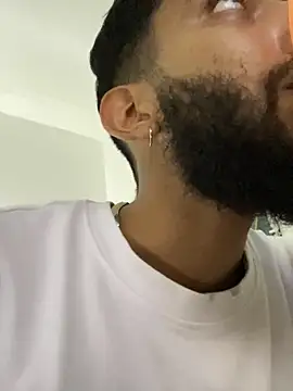 Snapshot of Alessandro__Rossi chatting on 8, 10, 2025 Alessandro Rossi online show from 8, 10, 2025