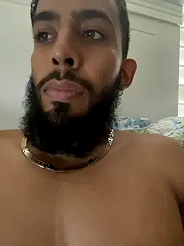 Snapshot of Alessandro__Rossi chatting on 29, 10, 2025 Alessandro Rossi online show from 29, 10, 2025