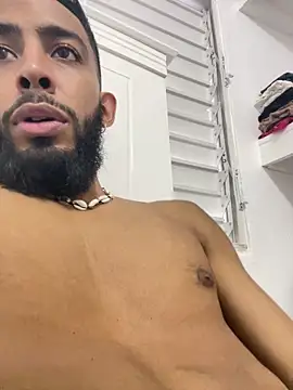 Snapshot of Alessandro__Rossi chatting on 3, 11, 2025 Alessandro Rossi online show from 3, 11, 2025