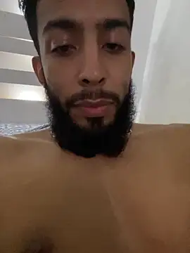 Snapshot of Alessandro__Rossi chatting on 4, 12, 2025 Alessandro Rossi online show from 4, 12, 2025