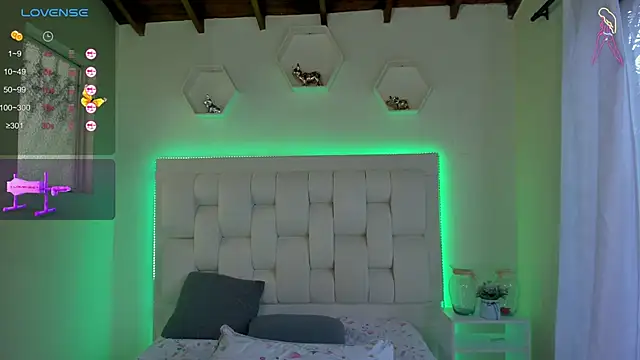 shanakendall online show from 3, 3, 2025