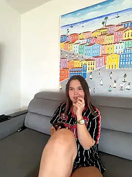 Snapshot of TheCinderella chatting on 24, 10, 2025 TheCinderella online show from 24, 10, 2025