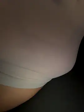 Snapshot of TheCinderella chatting on 11, 11, 2025 TheCinderella online show from 11, 11, 2025