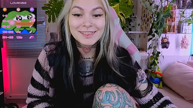 Snapshot of jelya_sg chatting on 26, 10, 2025 jelya sg online show from 26, 10, 2025