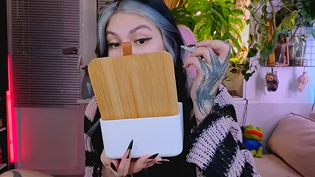 Snapshot of jelya_sg chatting on 15, 11, 2025 jelya sg online show from 15, 11, 2025