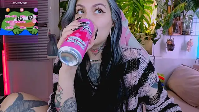 Snapshot of jelya_sg chatting on 16, 11, 2025 jelya sg online show from 16, 11, 2025