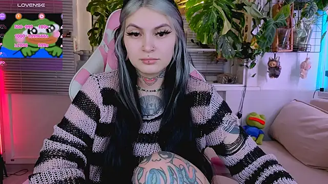 Snapshot of jelya_sg chatting on 24, 11, 2025 jelya sg online show from 24, 11, 2025