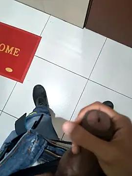 Snapshot of N-lS chatting on 2, 3, 2026 N-lS online show from 2, 3, 2026