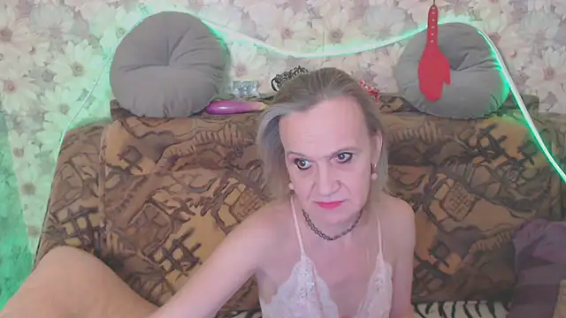 Snapshot of MissBekker chatting on 13, 1, 2026 MissBekker online show from 13, 1, 2026