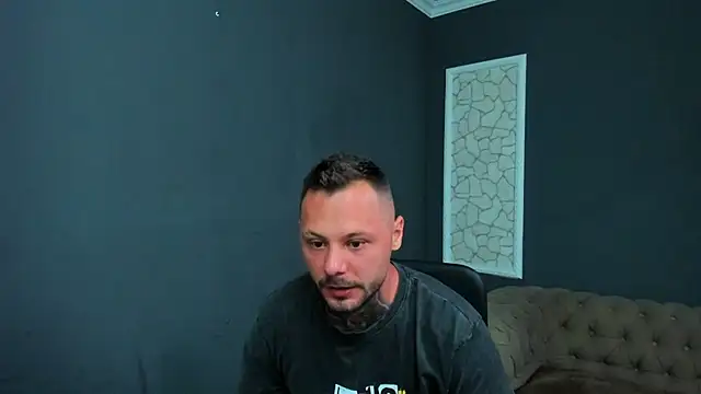 Snapshot of BrianHunts chatting on 10, 7, 2026 BrianHunts online show from 10, 7, 2026