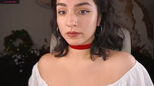 Daphne Moss online show from 27, 12, 2024