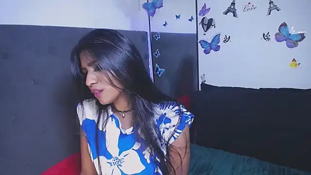 Delilah Blazee online show from 6, 11, 2025