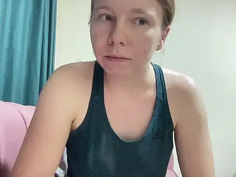 Snapshot of SweetLucy96 chatting on 3, 11, 2025 SweetLucy96 online show from 3, 11, 2025