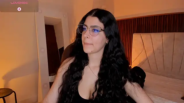 Snapshot of _Niah_ chatting on 5, 2, 2026 Niah online show from 5, 2, 2026