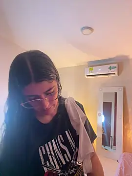 Snapshot of _Niah_ chatting on 11, 2, 2026 Niah online show from 11, 2, 2026