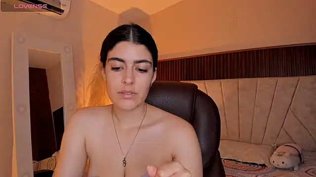 Snapshot of _Niah_ chatting on 18, 2, 2026 Niah online show from 18, 2, 2026