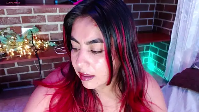 gatuwildhott online show from 2, 8, 2026