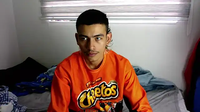 sorry-mom69 online show from 15, 4, 2026