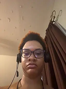 nickytheehawtie online show from 6, 3, 2026