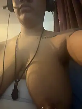 nickytheehawtie online show from 25, 3, 2026