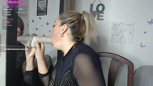 Snapshot of LIila28six chatting on 14, 2, 2025 LIila28six online show from 14, 2, 2025