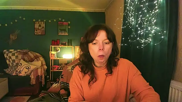 ClancyMorissey online show from 11, 4, 2026