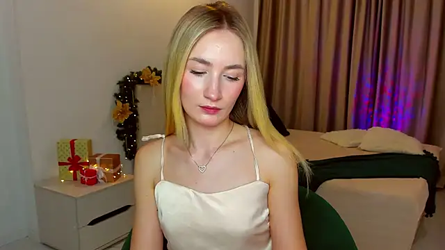 Snapshot of bella__rose chatting on 26, 12, 2024 bella rose online show from 26, 12, 2024