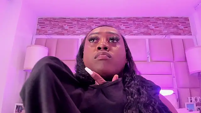 ShaniaBrownn online show from 14, 3, 2026