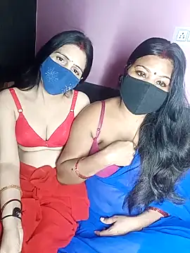 Snapshot of cutee__crazy chatting on 20, 11, 2025 cutee crazy online show from 20, 11, 2025