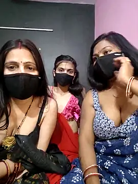 cutee  crazy online show from 11, 3, 2026