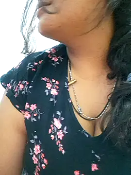 Curvy mommy5 online show from 12, 7, 2026