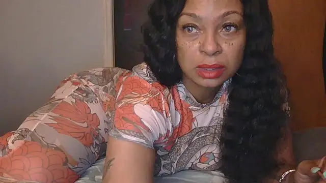 MSweetLindaParks online show from 11, 11, 2025